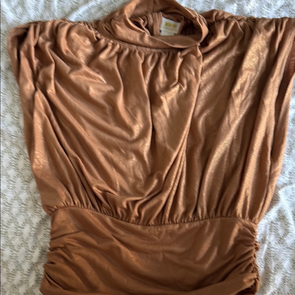 Maeve Shimmering Copper Top